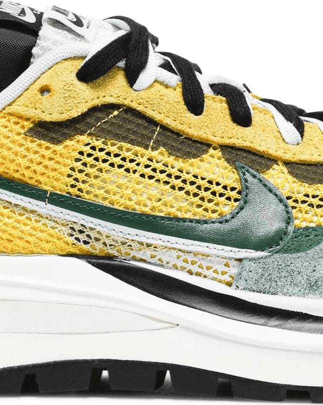 Men's Sacai x VaporWaffle Tour Yellow Shoes