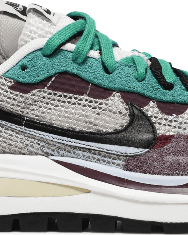 Men's Sacai x VaporWaffle Villain Red Shoes