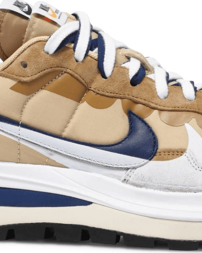 Men's Sacai x VaporWaffle Sesame Blue Void Shoes